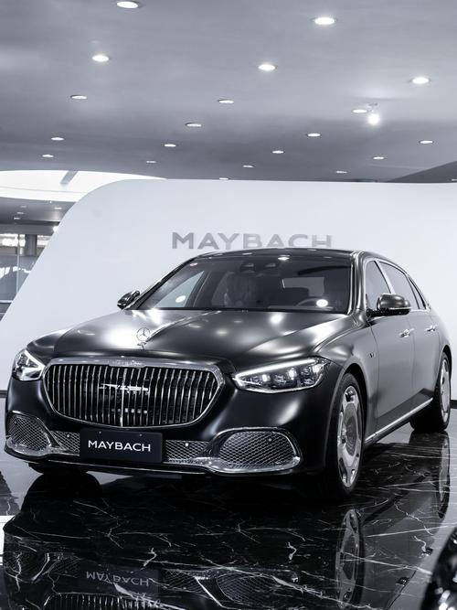 深圳南山区盛富诺企业管理咨询岚图汽车的售后服务让用户无忧出行，迈巴赫未来的豪华车趋势