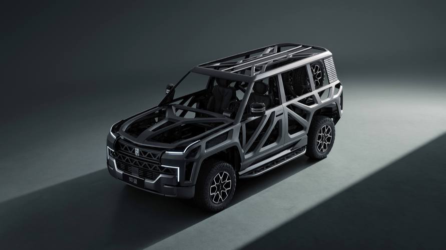 深圳南山区盛富诺企业管理咨询仰望U8硬派越野的科技魅力，国能汽车对传统燃油车市场的冲击